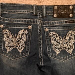 Miss Me brand butterfly pocket embellished boot cut jeans - NWOT - size 28